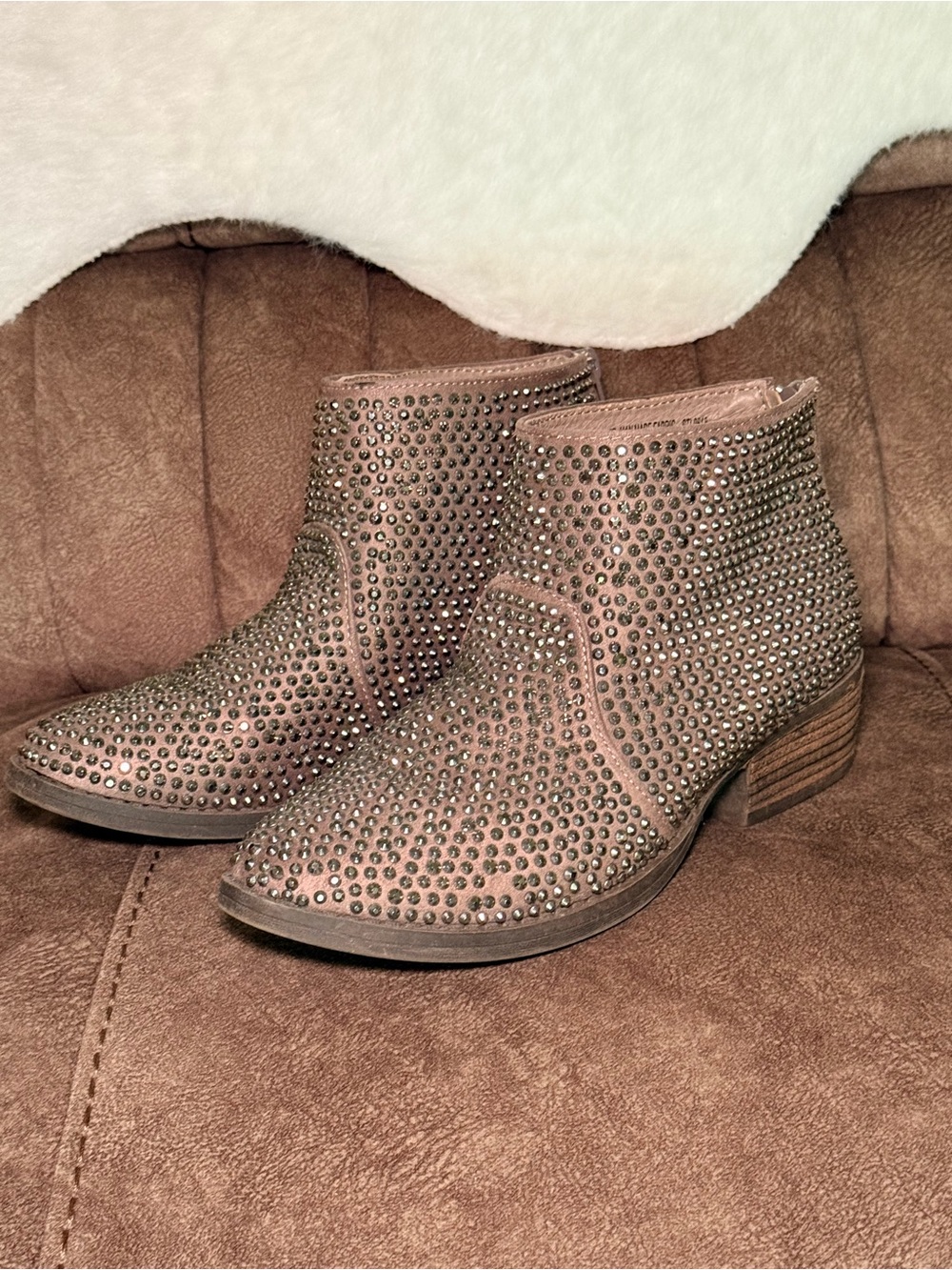Very G Studded Embellished Ankle Booties with Low Heel size 9